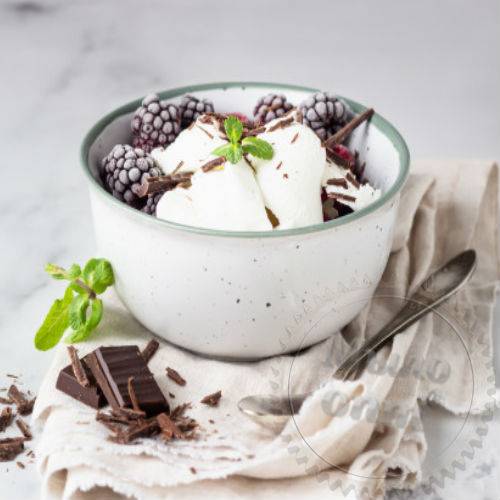 Отдушка Ежевика и ваниль, 1 л сырье для косметики Отдушка Ежевика и ваниль, 1 л артикул VV20040629