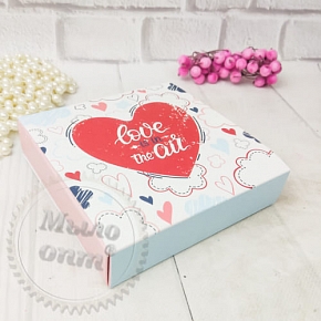 Купить Коробка для 9 конфет Love is in the air в Украине
