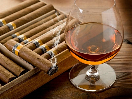 Food flavoring Cognac and Cubans, 1 L, 1 166.29 UAH, rating ⭐⭐⭐⭐⭐ Milo Opt