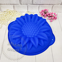 Large silicone mold for baking sunflower