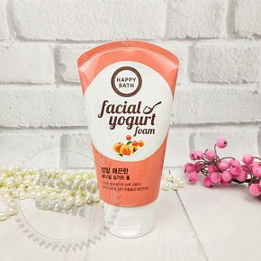 Купить Увлажняющая йогуртовая пенка для умывания Facial Yogurt Smooth (Berry Essence), 120 мл в Украине