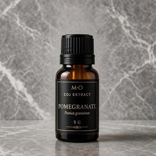 Pomegranate CO2 Extract 5 g — labeled amber bottle