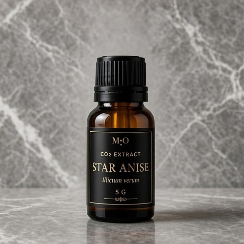 Star Anise CO2 Extract 5 g — labeled amber bottle