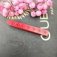 Sealing wax with a wick Raspberry