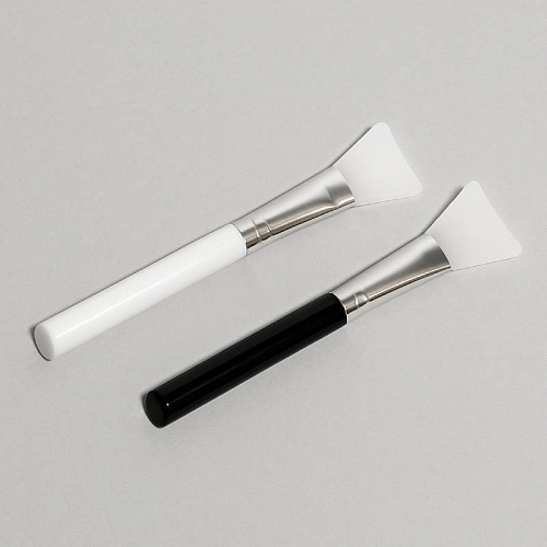 Mask brush, silicone, 14.40 UAH, rating ⭐⭐⭐⭐⭐ Milo Opt