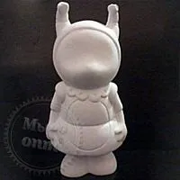 Plaster figure Mila cosmetic ingredient Mylo Opt