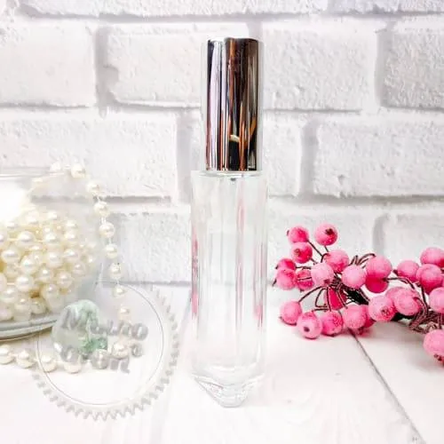 Tower bottle with plastic spray 20 ml Mylo Opt global supplier Tower bottle with plastic spray 20 ml cosmetic ingredient Mylo Opt