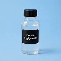 Capric Triglyceride 1 L cosmetic ingredient Mylo Opt