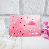 Гіфтік Love is in the air