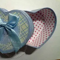 Подарочная коробка Сердце голубая описание и применение