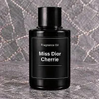Miss Dior Cherrie C DIOR Fragrance Oil 1 L cosmetic ingredient Mylo Opt