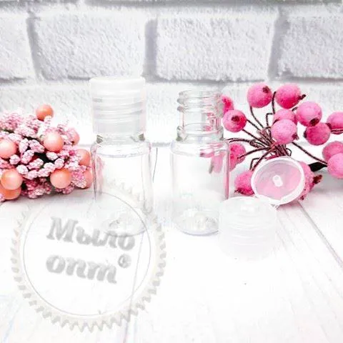 Plastic bottle with flip top lid 15 ml from 100 pcs Mylo Opt global supplier Plastic bottle with flip top lid 15 ml from 100 pcs cosmetic ingredient Mylo Opt