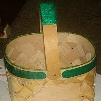 Round wicker veneer basket with decor, rating ⭐⭐⭐⭐⭐, 75.75 UAH – Milo Opt, worldwide delivery