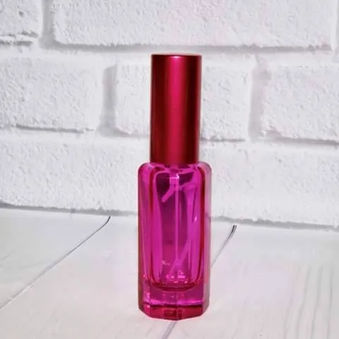 Glass bottle Venice 15 ml from 100 pieces Mylo Opt global supplier Glass bottle Venice 15 ml from 100 pieces cosmetic ingredient Mylo Opt