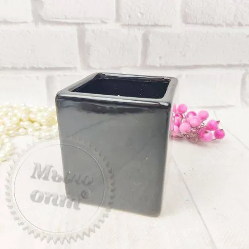 Ceramic planter, square black Mylo Opt global supplier Ceramic planter, square black cosmetic ingredient Mylo Opt