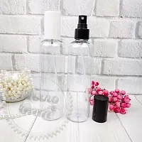 Transparent bottle Gloria 250 ml spray with an opaque cap