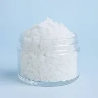 Glyceryl Stearate SE, 1 кг описание и применение