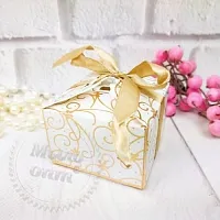 Коробочка бонбоньерка Орнамент, золото