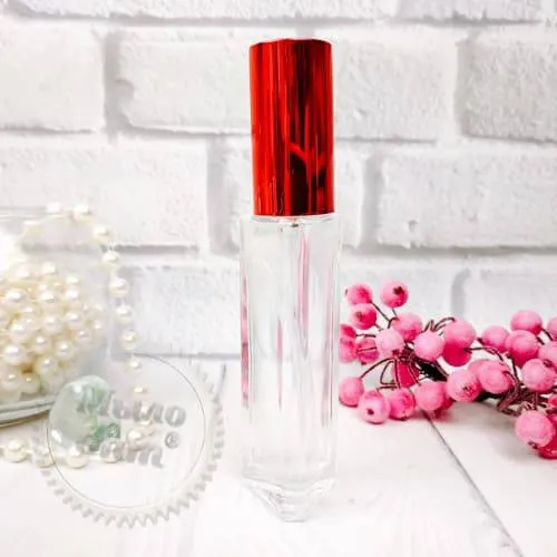 Tower bottle with plastic spray 20 ml from 10 pcs Mylo Opt global supplier Tower bottle with plastic spray 20 ml from 10 pcs cosmetic ingredient Mylo Opt