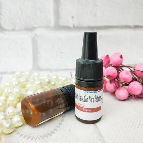 Juliette Has A Gun Not a Perfume Fragrance Oil 5 ml Mylo Opt global supplier Juliette Has A Gun Not a Perfume Fragrance Oil 5 ml cosmetic ingredient Mylo Opt