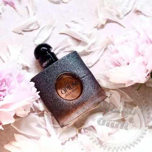 Black Opium Floral Shock YSL
