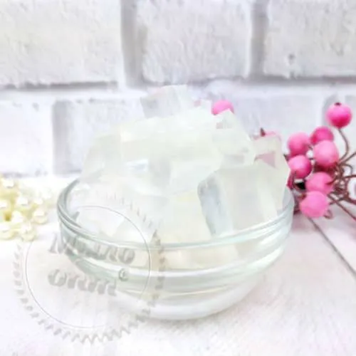 Soap base Melta clear, 500 g, 108.00 UAH, rating ⭐⭐⭐⭐⭐ Milo Opt