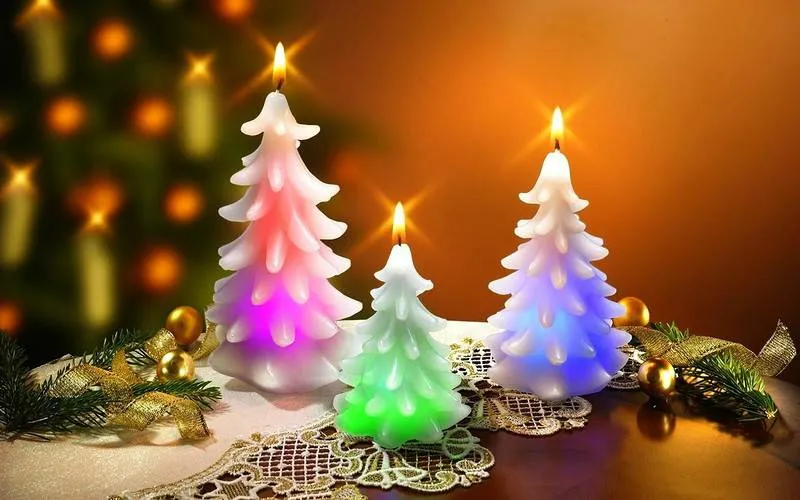 Photo for the article: christmas candles hand-made Photo for the article: christmas candles hand-made